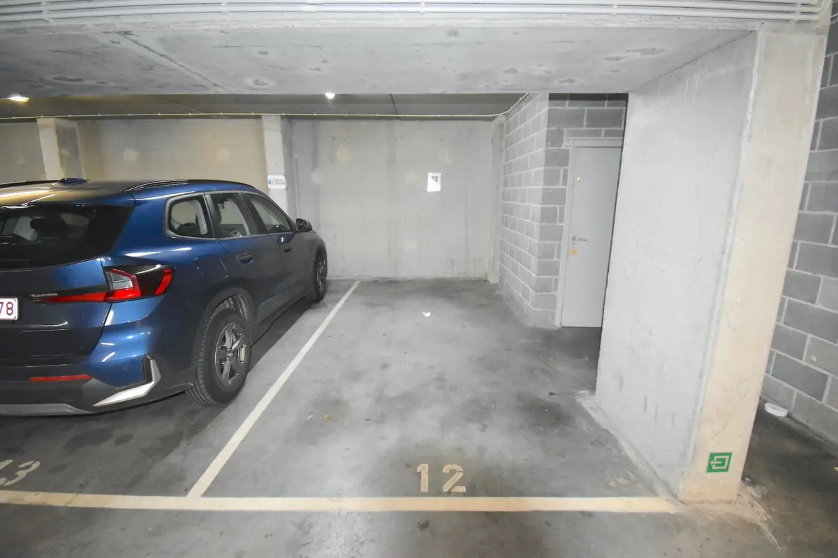 Box à vendre à Bruxelles 1000 23500.00€ chambres m² - annonce 611049