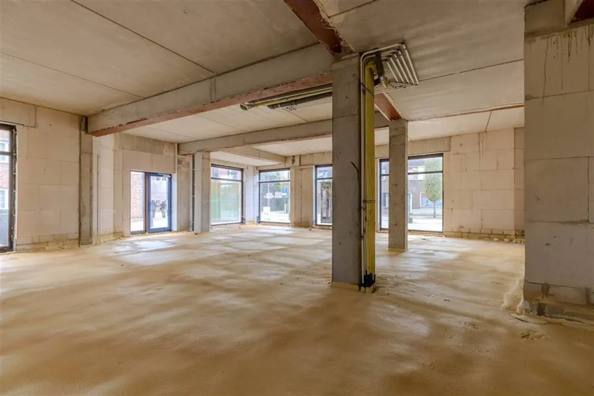 Commerce à vendre à Geel 2440 125723.00€  chambres 96.71m² - annonce 611008