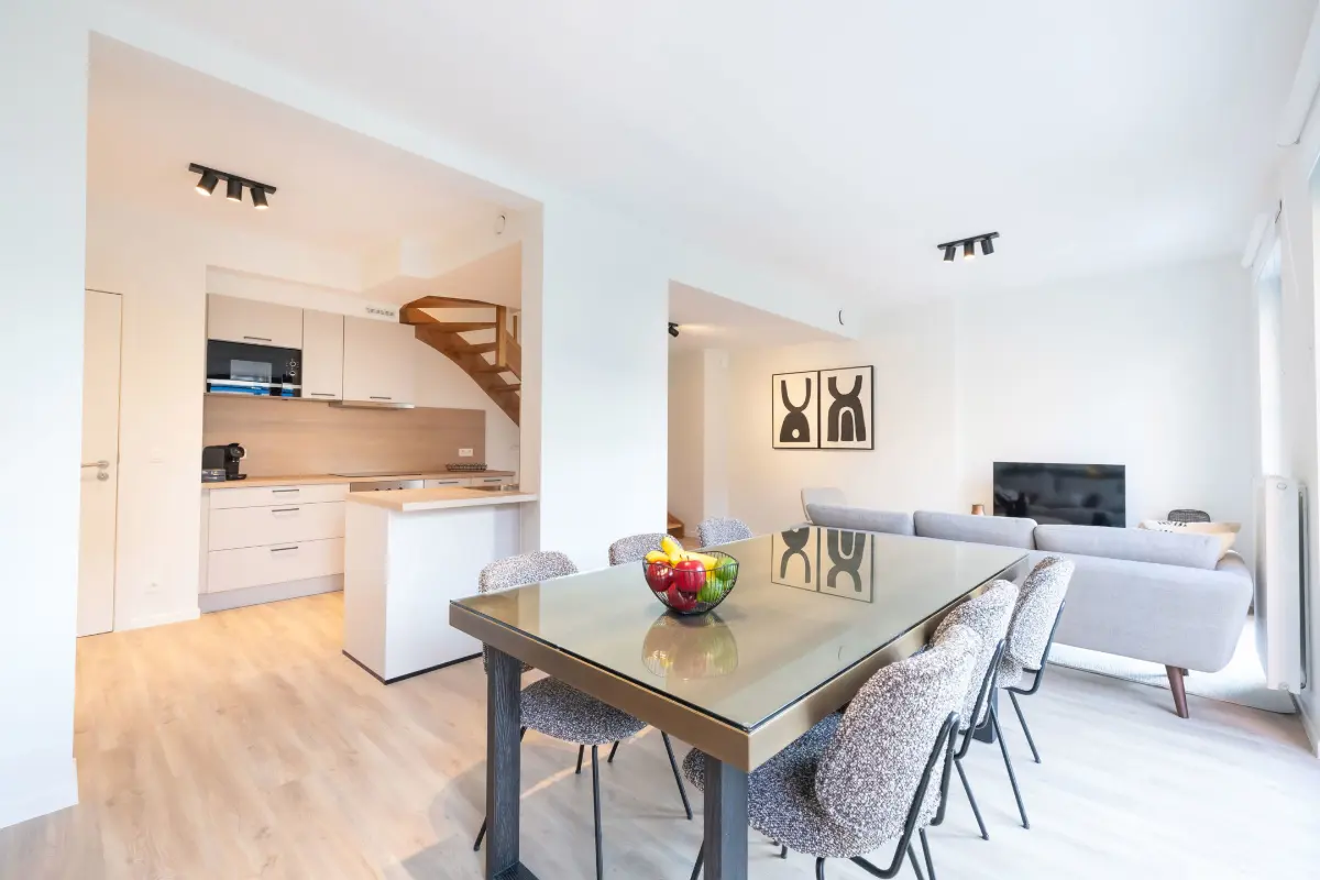 Appartement te  koop in Vorst 1190 314000.00€ 1 slaapkamers 87.00m² - Zoekertje 611755