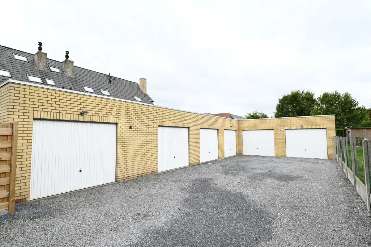 Parking & garage te  koop in Moerkerke 8340 39500.00€  slaapkamers m² - Zoekertje 612839