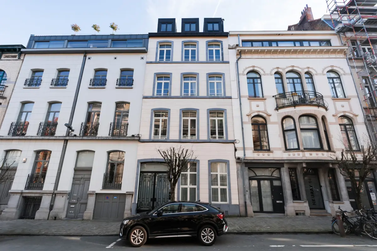 Benedenverdieping te  in Elsene 1050 995000.00€ 3 slaapkamers 155.00m² - Zoekertje 612742