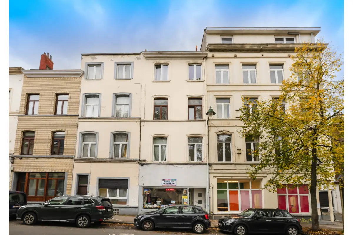 Handelszaak te  koop in Etterbeek 1040 99000.00€  slaapkamers 70.00m² - Zoekertje 612576
