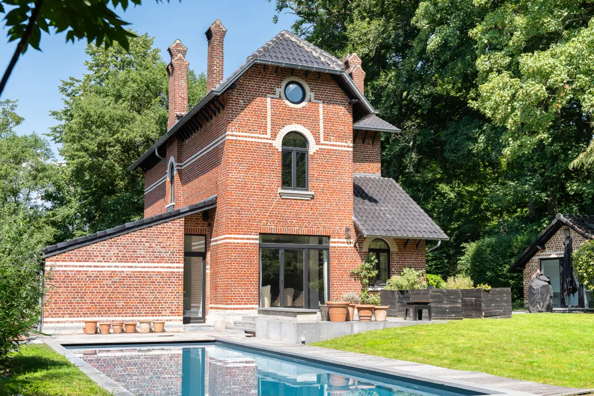 Huis te  in Beersel 1650 1490000.00€ 6 slaapkamers 340.00m² - Zoekertje 613257