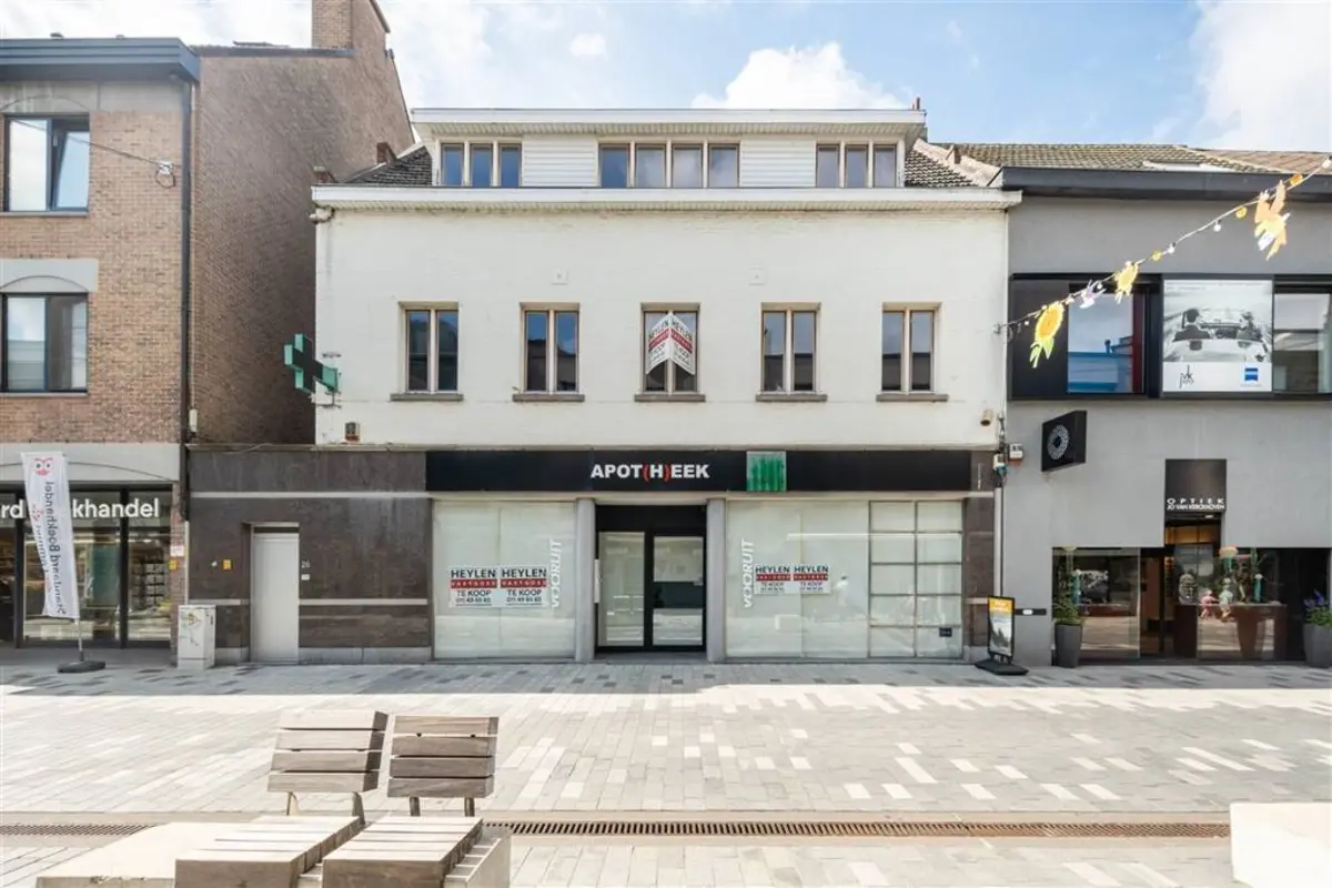 Immeuble de rapport - Immeuble à appartement à vendre à Lommel 3920 595000.00€ 3 chambres m² - annonce 612947