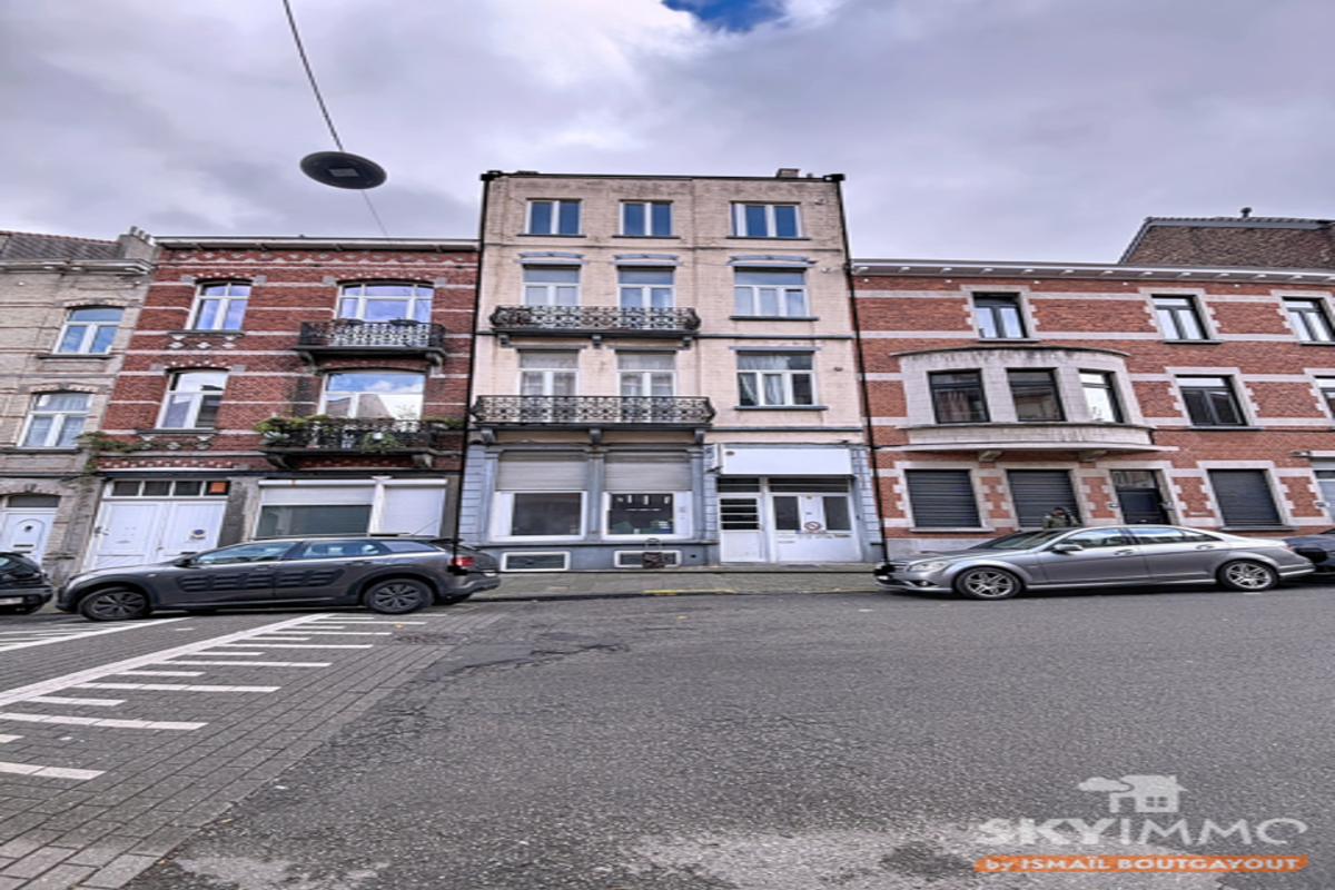 Immeuble de rapport - Immeuble à appartement à vendre à Schaerbeek 1030 900000.00€ 4 chambres 244.00m² - annonce 612970