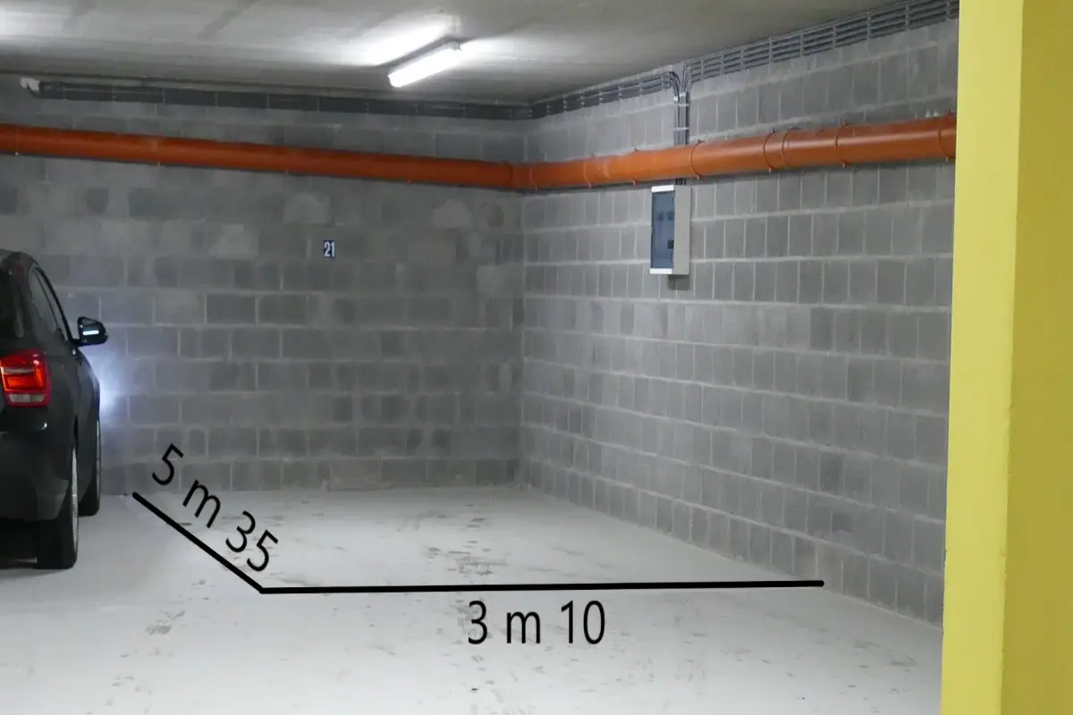 Parking & garage te  huur in Fléron 4620 75.00€  slaapkamers m² - Zoekertje 613150