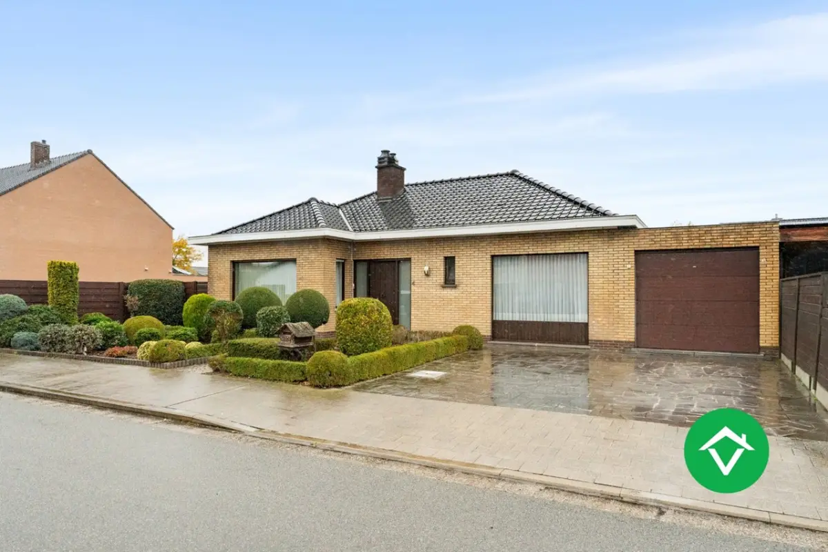 Bungalow à vendre à Eernegem 8480 395000.00€ 4 chambres 170.00m² - annonce 613190