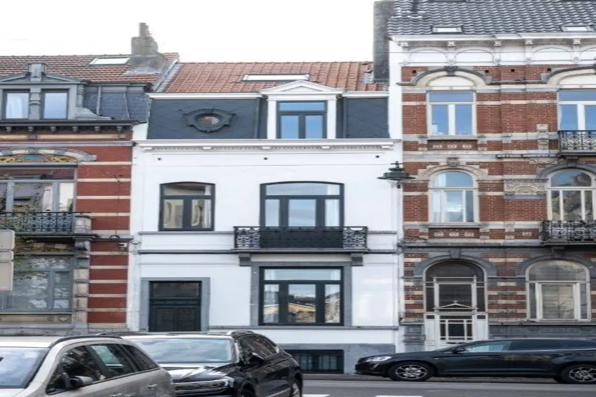 Appartement à vendre à Saint-Gilles 1060 560000.00€ 3 chambres 100.00m² - annonce 614111