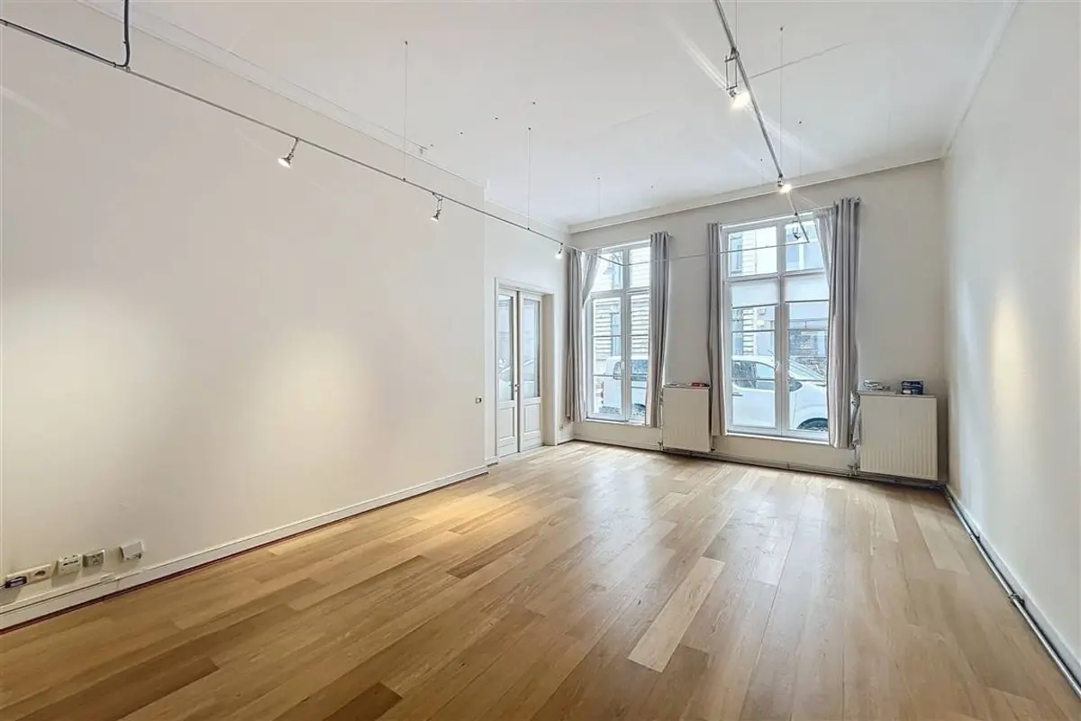 Handelszaak te  in Brussel 1000 990.00€  slaapkamers 55.00m² - Zoekertje 614096