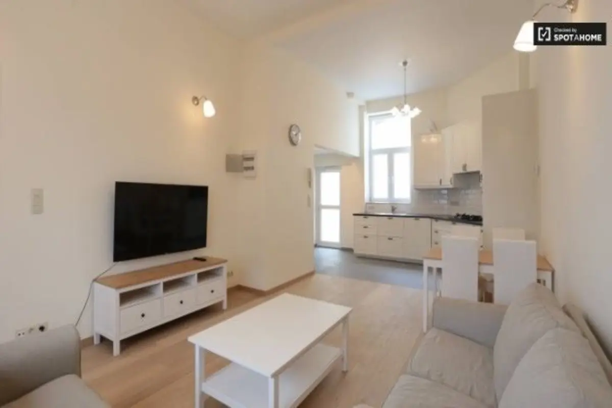 Appartement te  in Elsene 1050 1899.00€ 2 slaapkamers 90.00m² - Zoekertje 614038