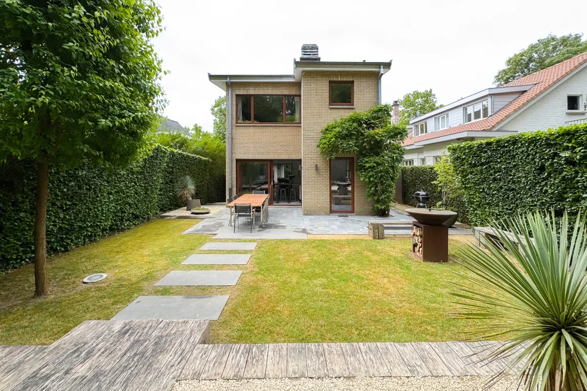 Villa à vendre à Uccle 1180 1320000.00€ 4 chambres 280.00m² - annonce 613494