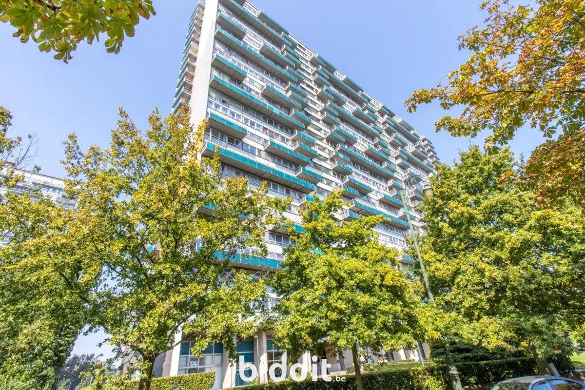 Appartement te  koop in Sint-Jans-Molenbeek 1080 105000.00€ 2 slaapkamers m² - Zoekertje 613969