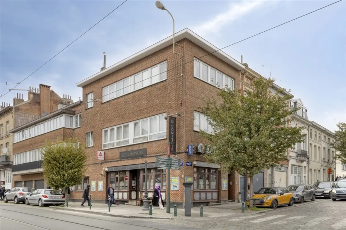 Maison à vendre à Laeken 1020 495000.00€  chambres 220.00m² - annonce 613930