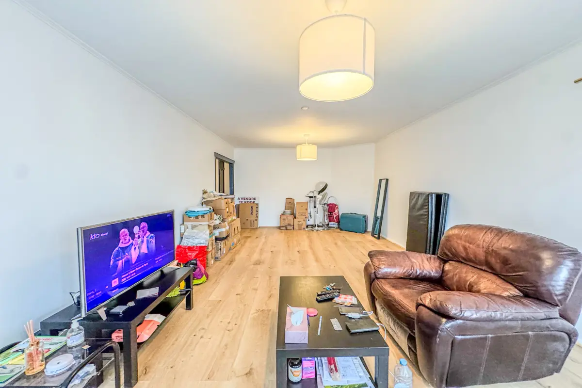 Appartement te  koop in Sint-Jans-Molenbeek 1080 210000.00€ 2 slaapkamers 92.00m² - Zoekertje 613595