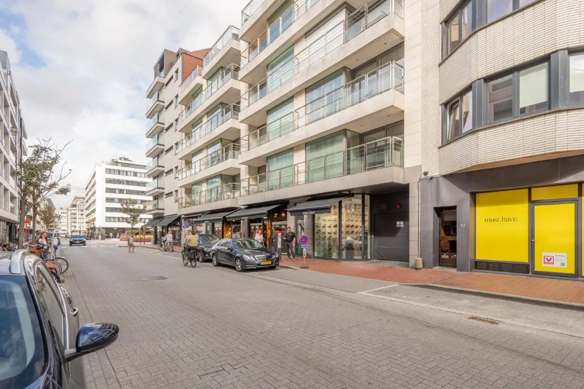 Box à vendre à Knokke 8300 150000.00€  chambres m² - annonce 613451
