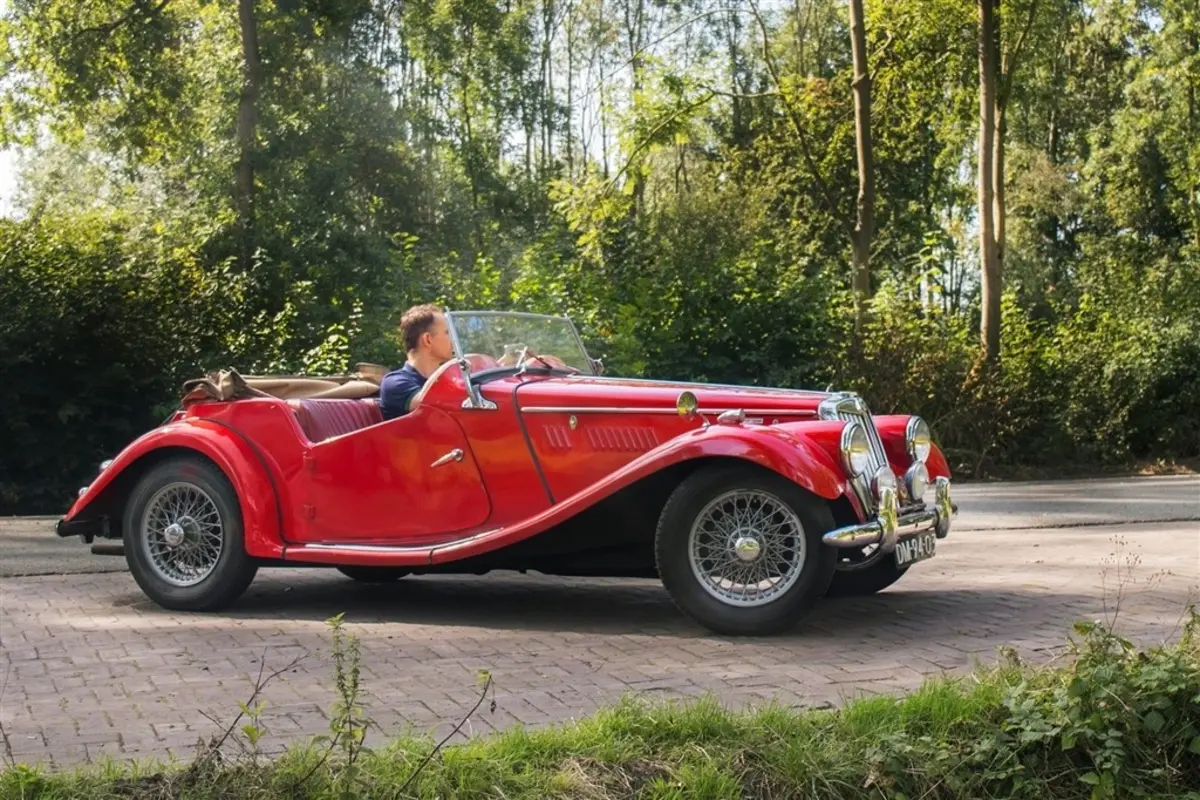 Parking à vendre à Courtrai 8500 28000.00€  chambres m² - annonce 614230