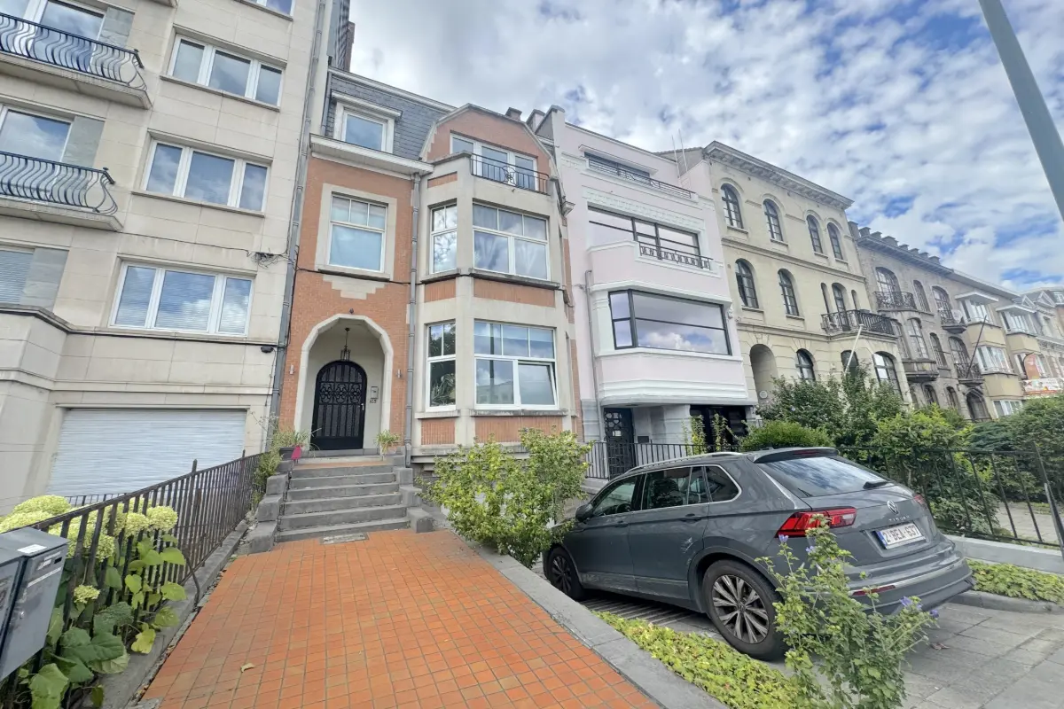 Appartement te  koop in Schaarbeek 1030 275000.00€ 1 slaapkamers 79.00m² - Zoekertje 614921