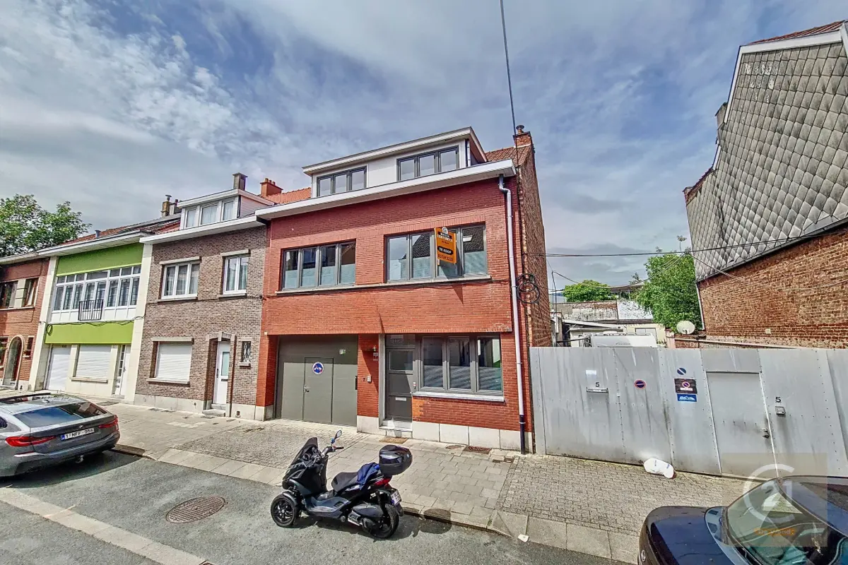 Maison à vendre à Laeken 1020 449900.00€ 6 chambres 140.00m² - annonce 614841