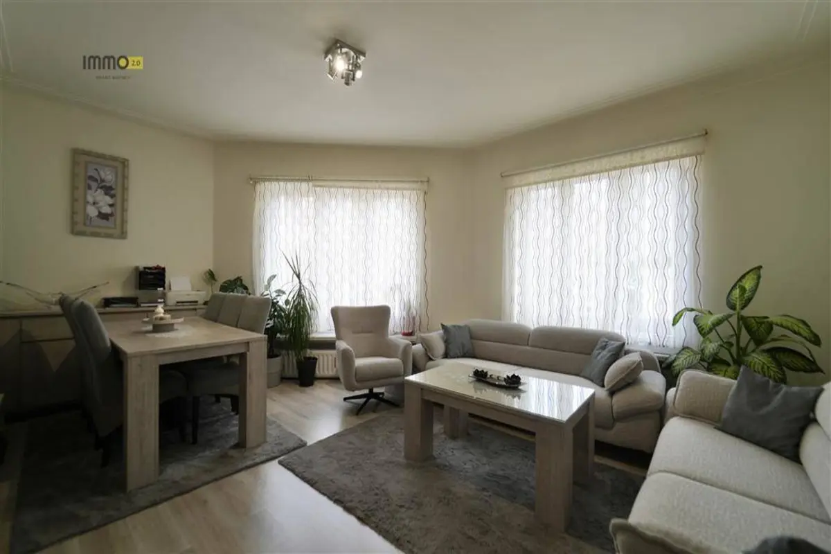 Appartement te  koop in Schaarbeek 1030 300000.00€ 2 slaapkamers 81.00m² - Zoekertje 614232