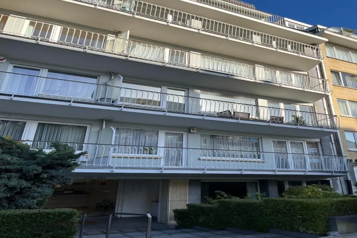 Appartement à louer à Woluwe-Saint-Lambert 1200 825.00€ 1 chambres 66.00m² - annonce 615011