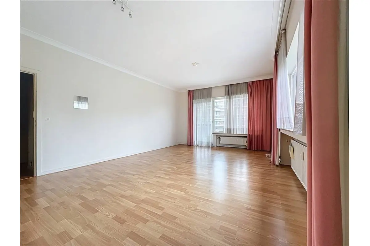 Appartement te  in Elsene 1050 1350.00€ 2 slaapkamers 80.00m² - Zoekertje 614784