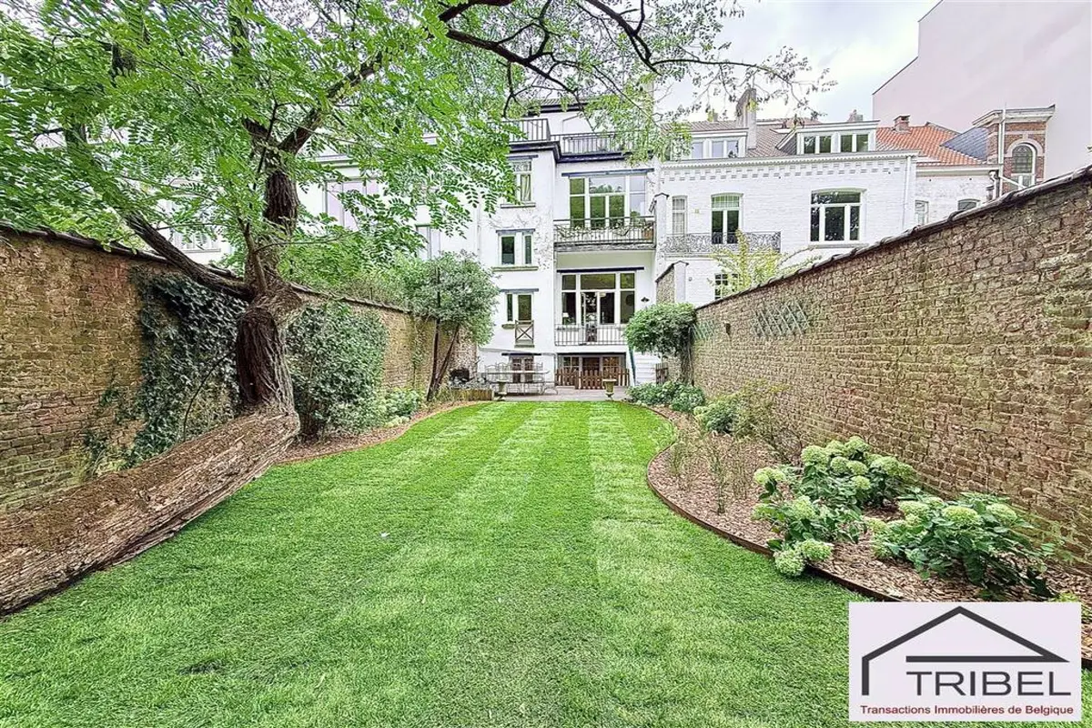 Appartement te  in Vorst 1190 790000.00€ 3 slaapkamers 187.00m² - Zoekertje 615701