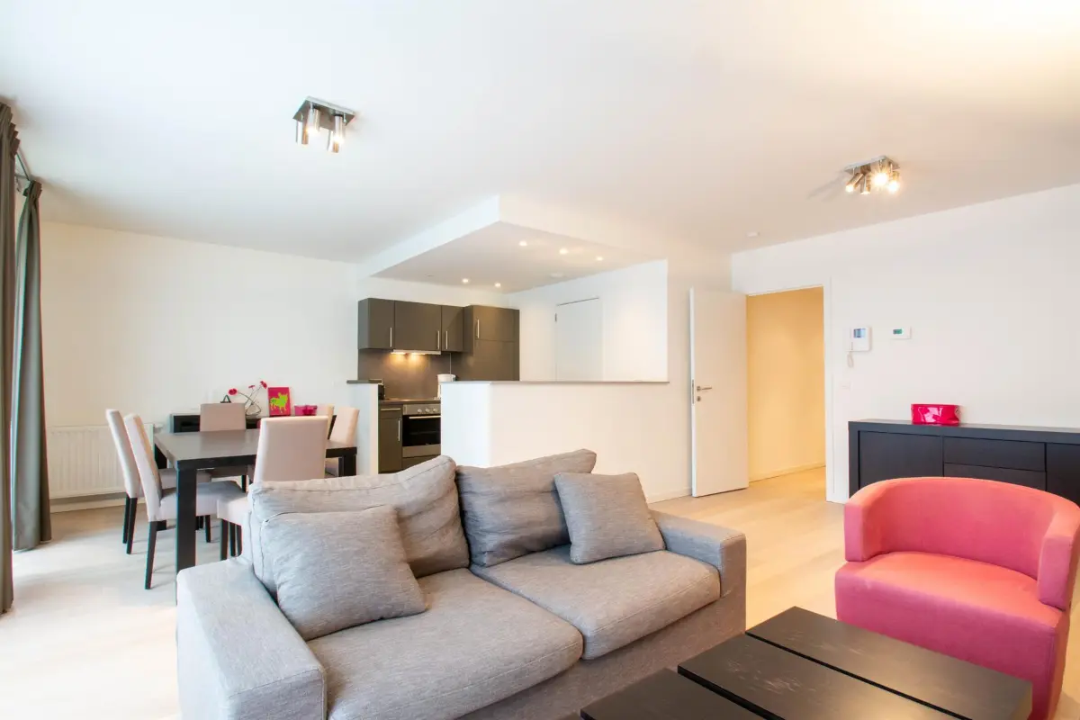 Appartement à à Ixelles 1050 1900.00€ 2 chambres 80.00m² - annonce 615577