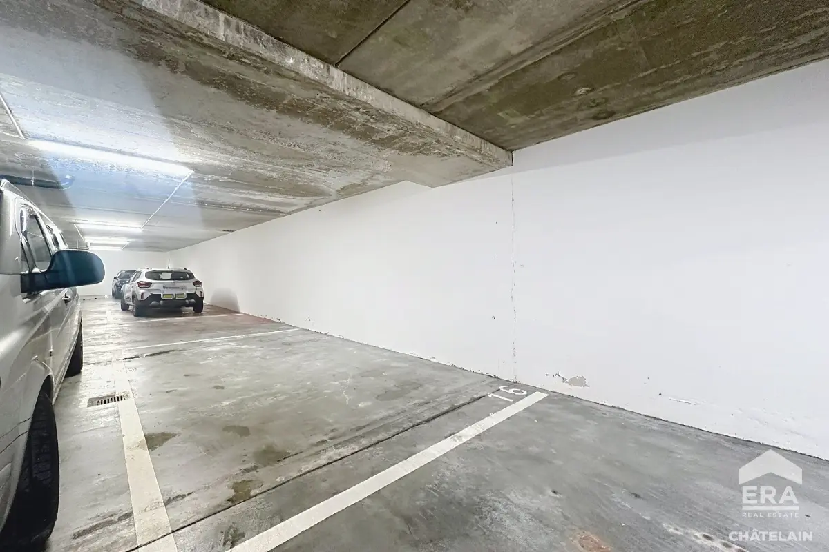 Box à louer à Schaerbeek 1030 100.00€  chambres m² - annonce 615748