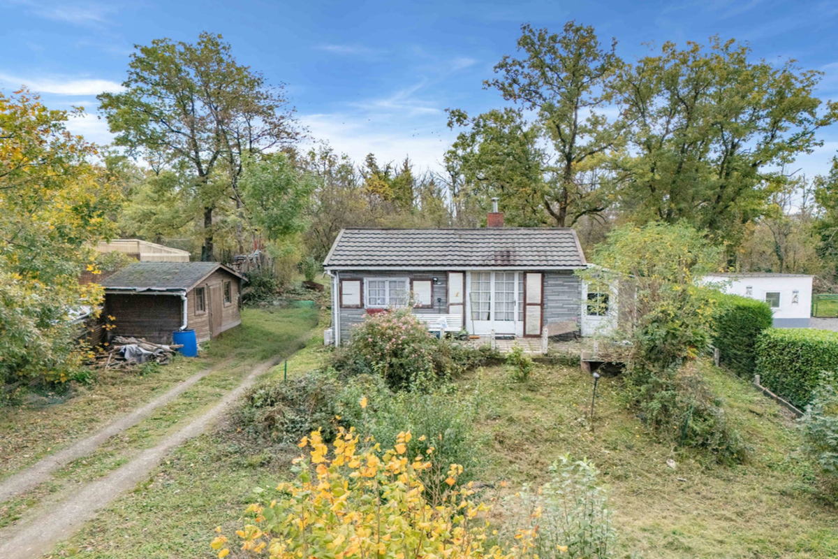 Bungalow à vendre à Somme-Leuze 5377 75000.00€ 1 chambres 57.00m² - annonce 615730