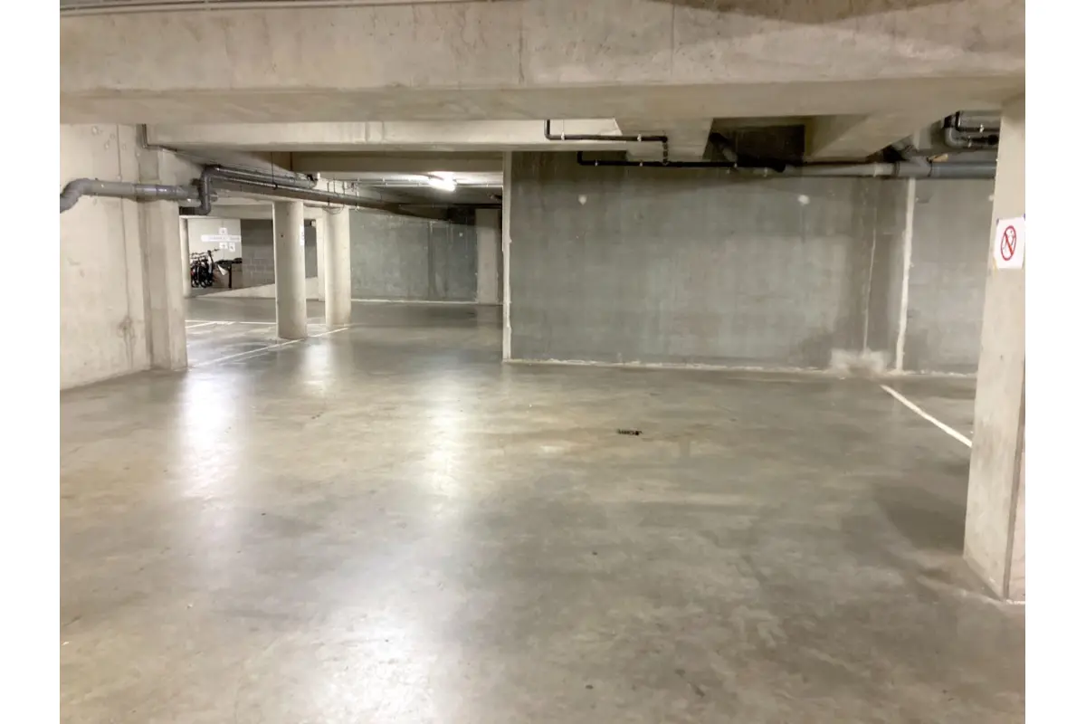 Box à  à Bruxelles 1000 25000.00€  chambres m² - annonce 615817