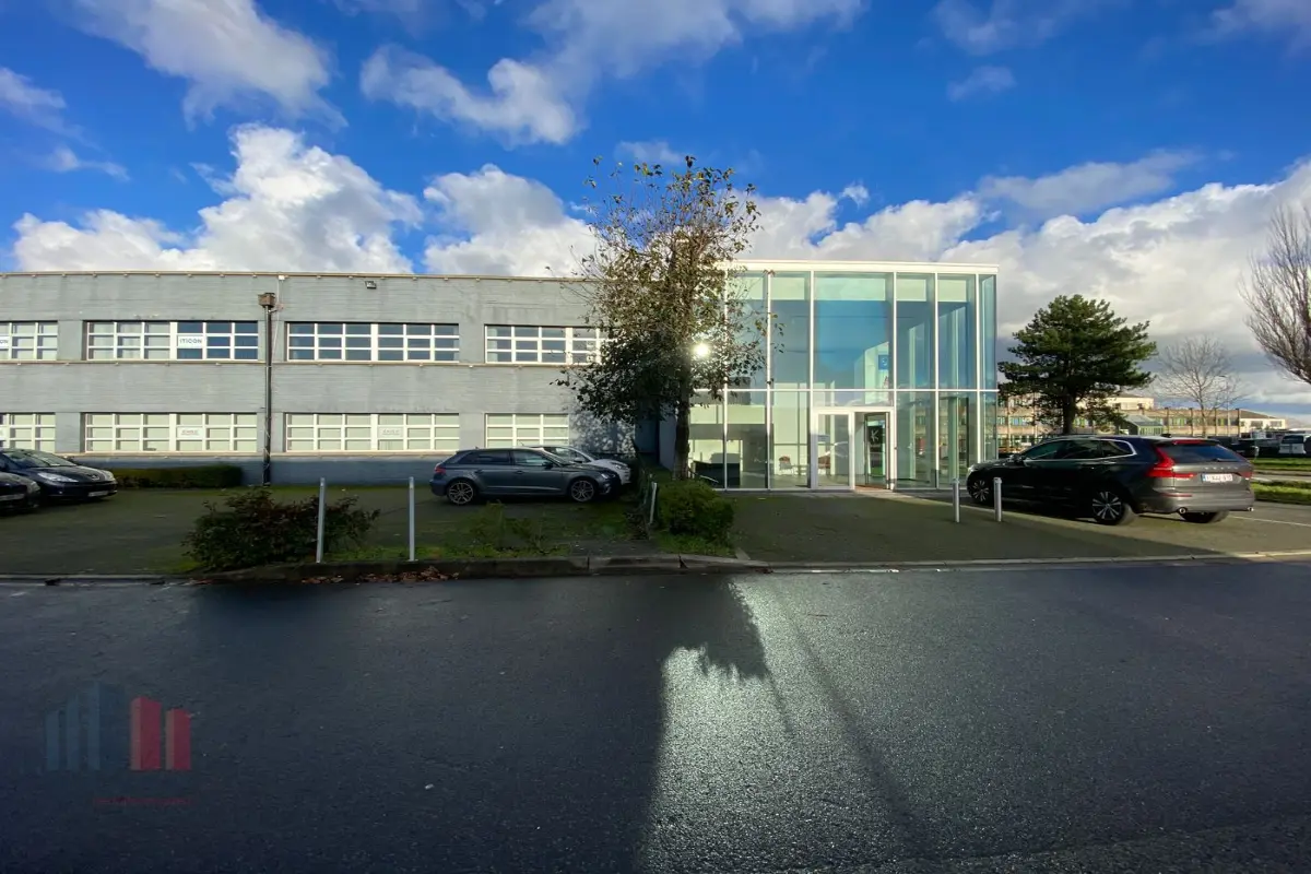 Commerce à louer à Bruges 8000 735.00€  chambres 59.00m² - annonce 615147