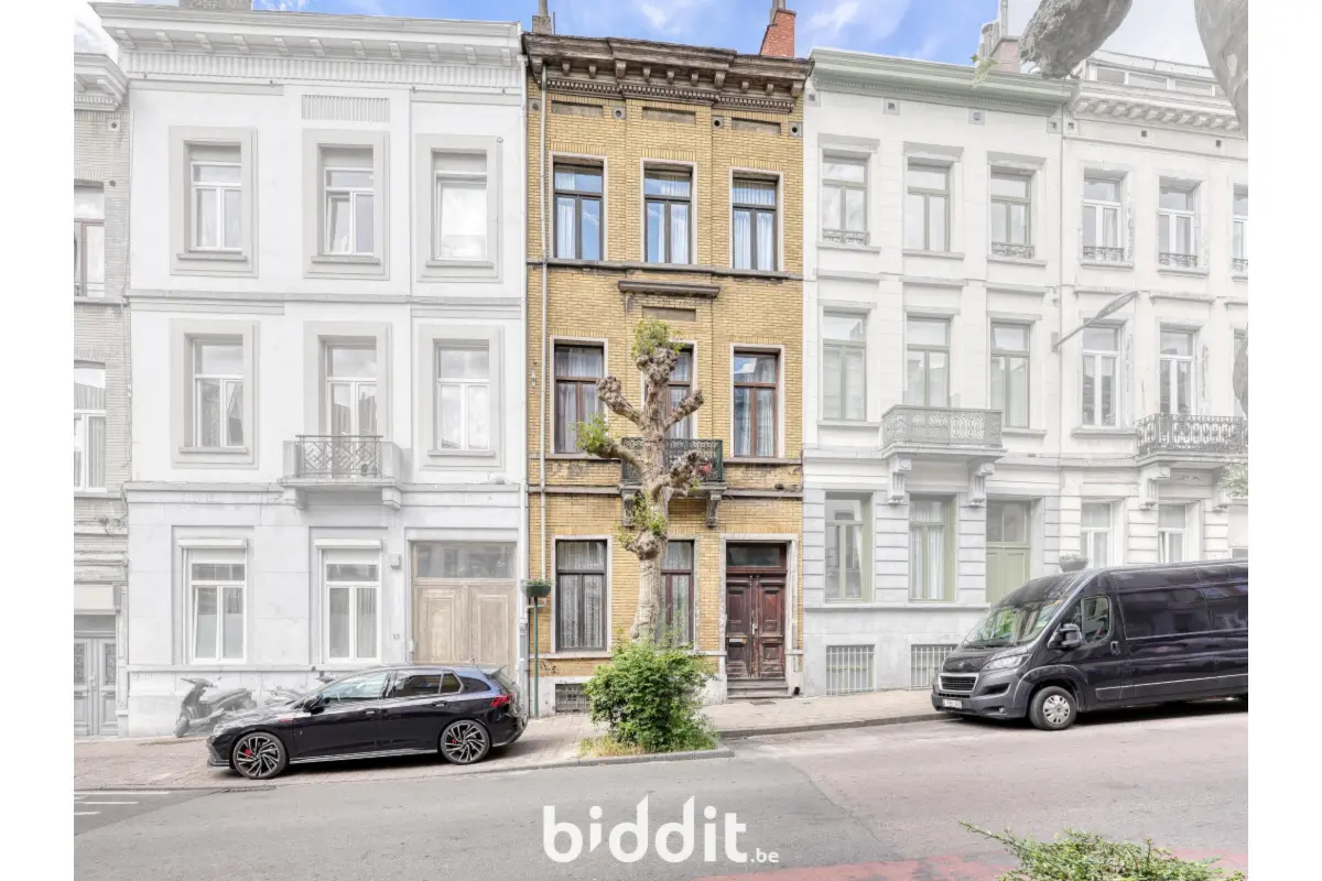 Immeuble de rapport - Immeuble à appartement à vendre à Saint-Josse-ten-Noode 1210 400000.00€ 7 chambres m² - annonce 615473