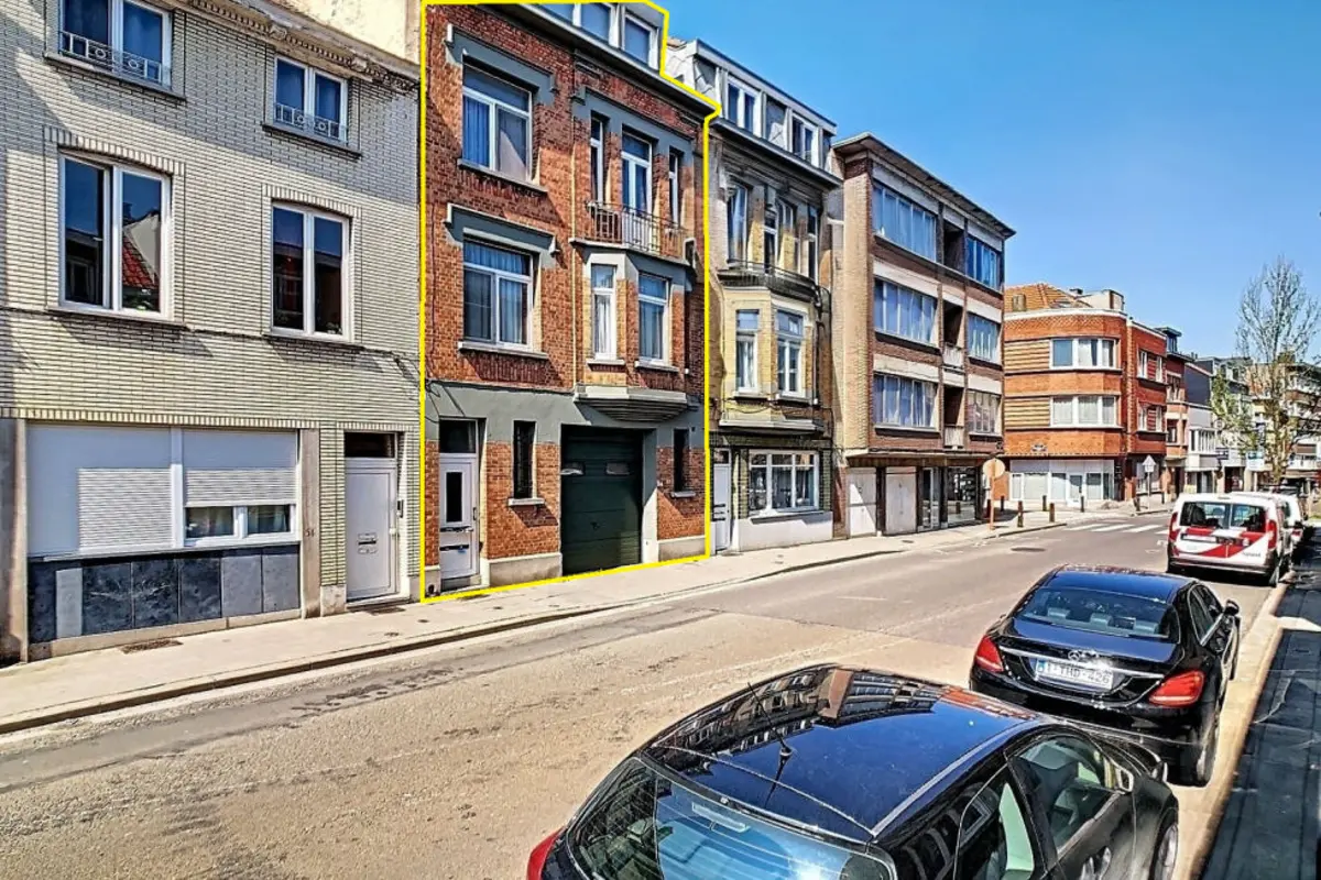 Huis te  koop in Sint-Agatha-Berchem 1082 699000.00€ 4 slaapkamers 280.00m² - Zoekertje 616218