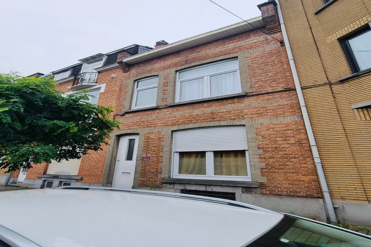 Huis te  koop in Evere 1140 325000.00€ 4 slaapkamers 130.00m² - Zoekertje 615983