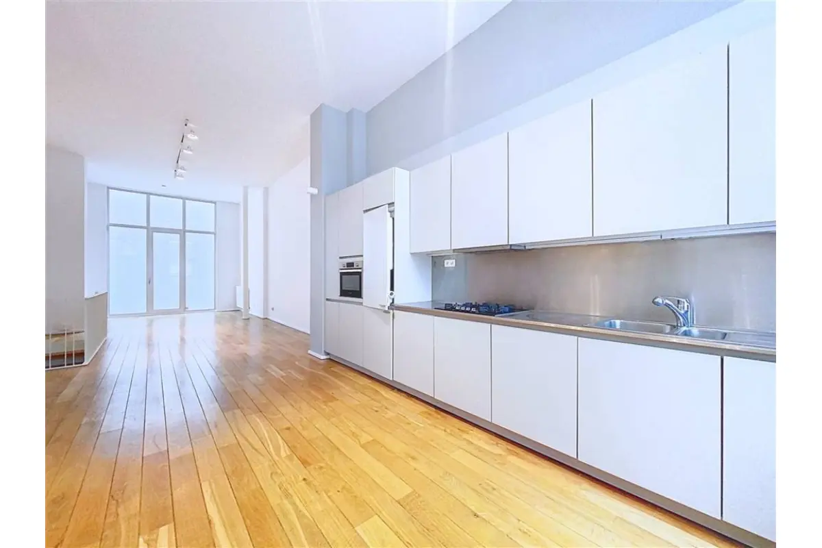 Appartement te  in Brussel 1000 1400.00€ 2 slaapkamers 120.00m² - Zoekertje 616214