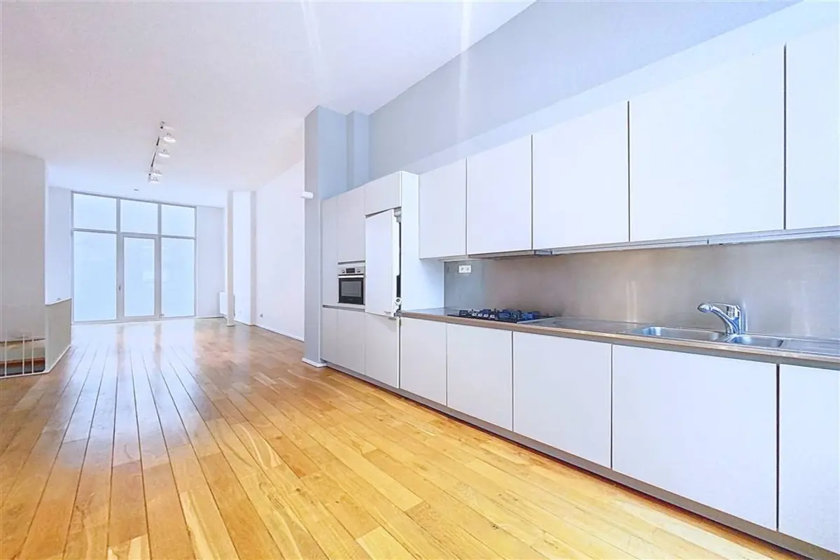 Appartement te  in Brussel 1000 1400.00€ 2 slaapkamers 120.00m² - Zoekertje 616214