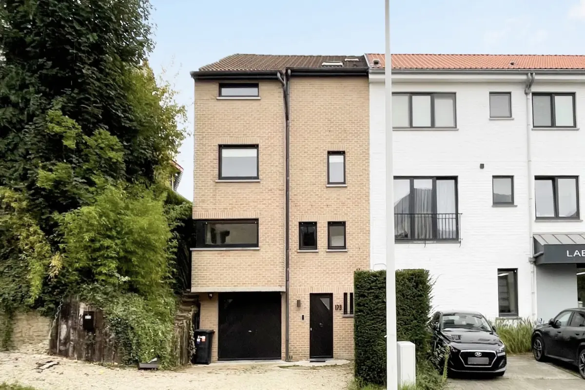 Maison à  à Kraainem 1950 2200.00€ 4 chambres 228.00m² - annonce 616327