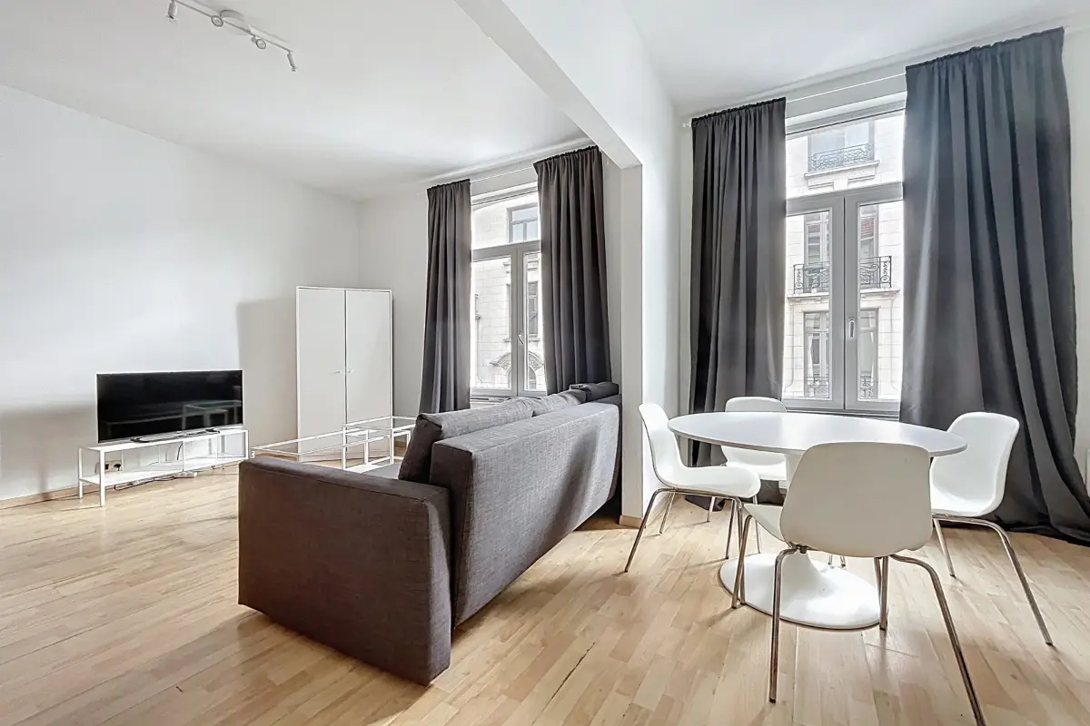 Studio te  huur in Brussel 1000 1000.00€ 0 slaapkamers 40.00m² - Zoekertje 616061