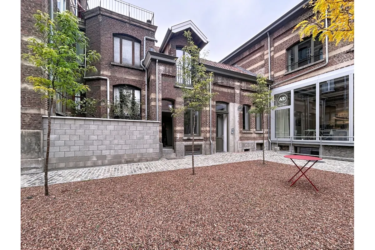 Handelszaak te  koop in Sint-Jans-Molenbeek 1080 292500.00€  slaapkamers 78.00m² - Zoekertje 616343