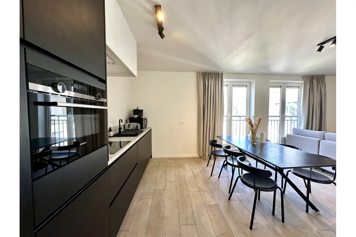 Penthouse te  huur in Elsene 1050 2100.00€ 2 slaapkamers 75.00m² - Zoekertje 616308