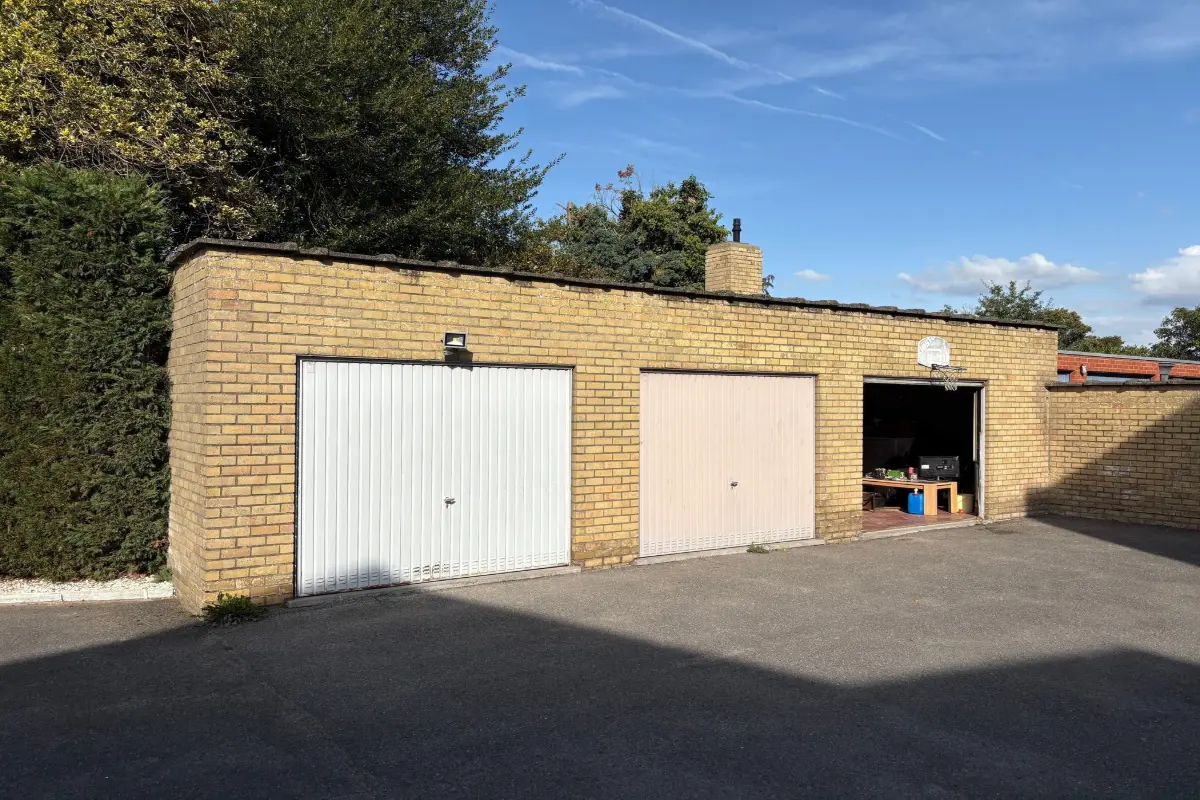 Box à vendre à Sint-Kruis 8310 32000.00€  chambres m² - annonce 616165