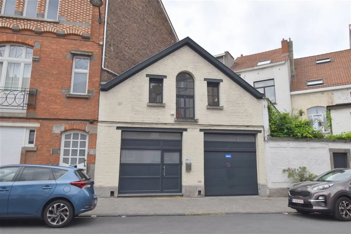 Handelszaak te in Schaarbeek 1030 1100.00€ 1 slaapkamers 65.00m² - Zoekertje 617348