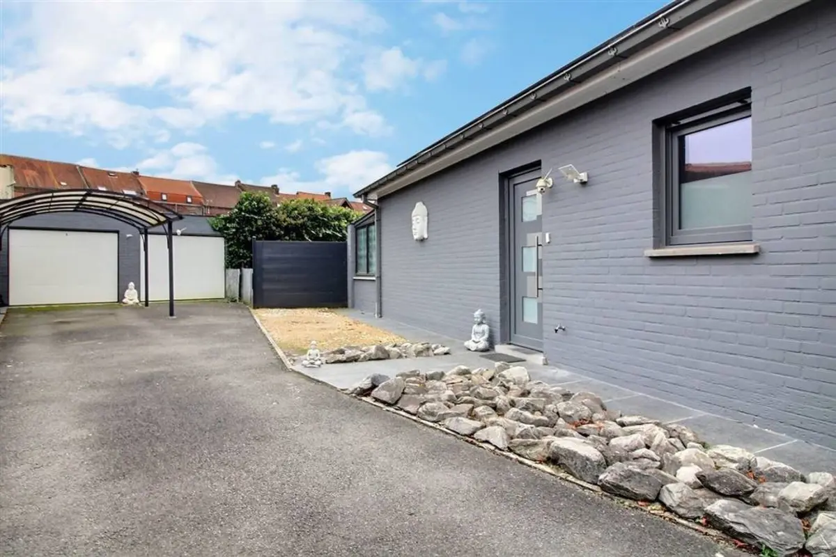 Villa à vendre à Mouscron 7700 275000.00€ 3 chambres 83.00m² - annonce 617179