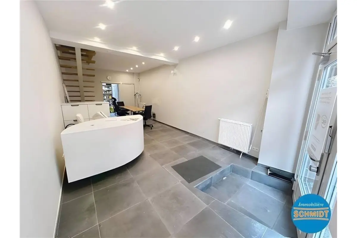 Immeuble de rapport - Immeuble à appartement à louer à Etterbeek 1040 1795.00€  chambres 78.00m² - annonce 616822