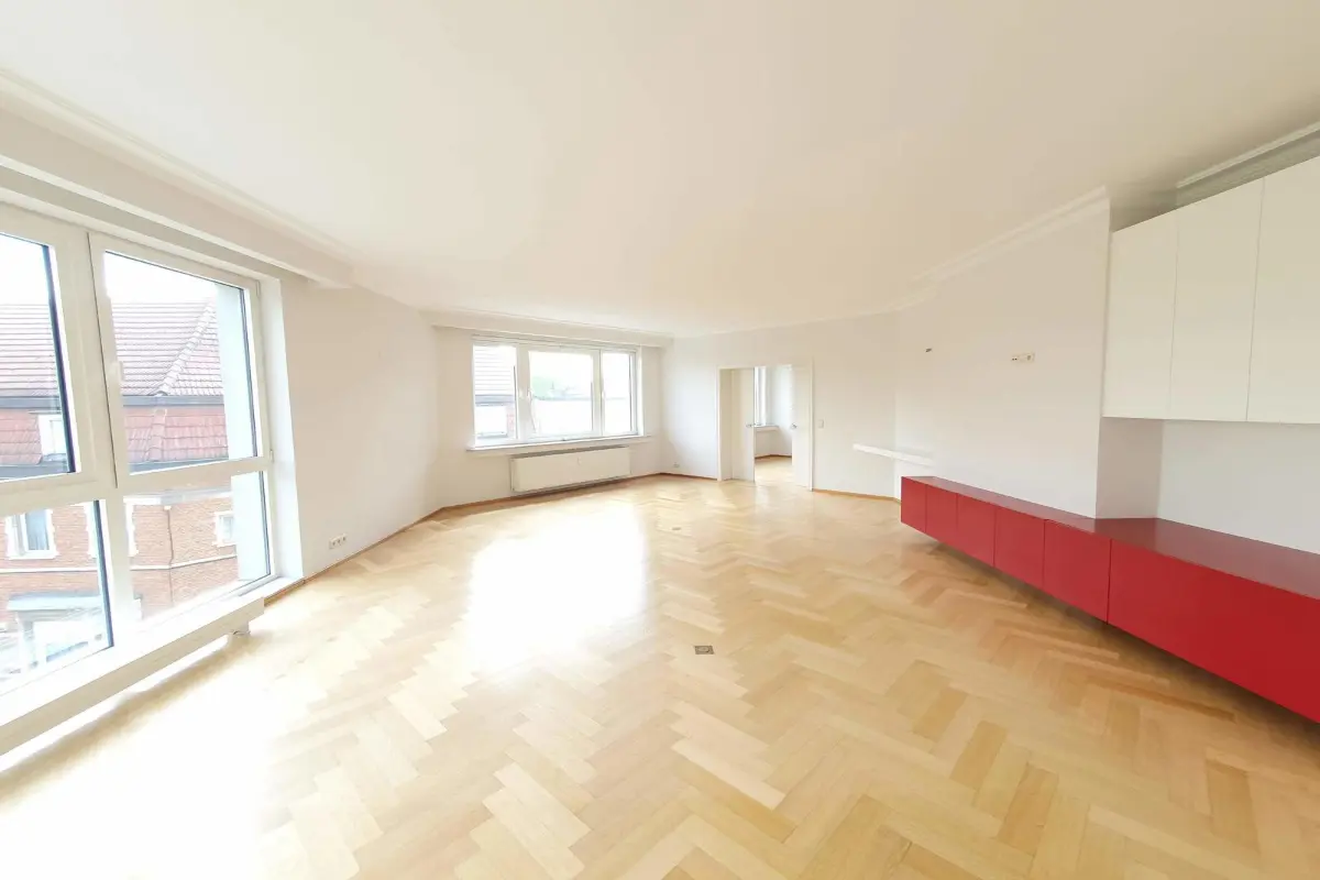 Appartement à louer à Uccle 1180 1850.00€ 2 chambres 149.00m² - annonce 616963