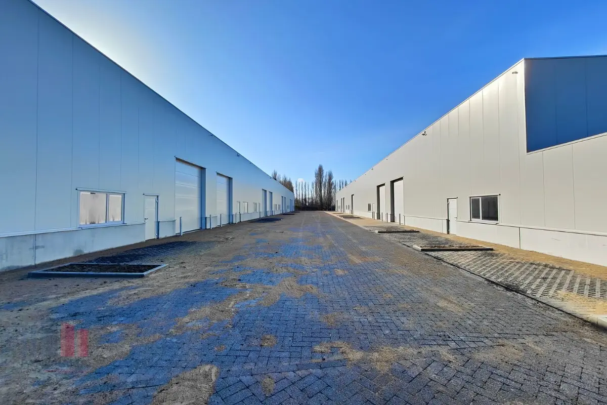 Handelszaak te  koop in Blankenberge 8370 466240.00€  slaapkamers 304.00m² - Zoekertje 616691