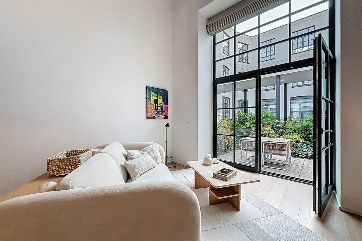 Benedenverdieping te  huur in Sint-Gillis 1060 1600.00€ 1 slaapkamers 82.00m² - Zoekertje 617000