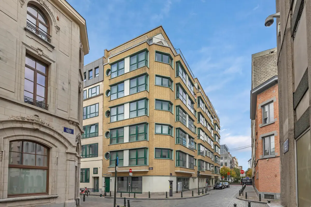 Appartement te  koop in Brussel 1000 150000.00€ 1 slaapkamers 29.00m² - Zoekertje 617741