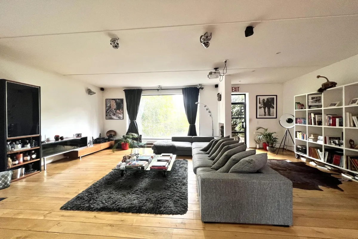 Loft à vendre à Bruxelles 1000 555000.00€ 2 chambres 202.00m² - annonce 634875