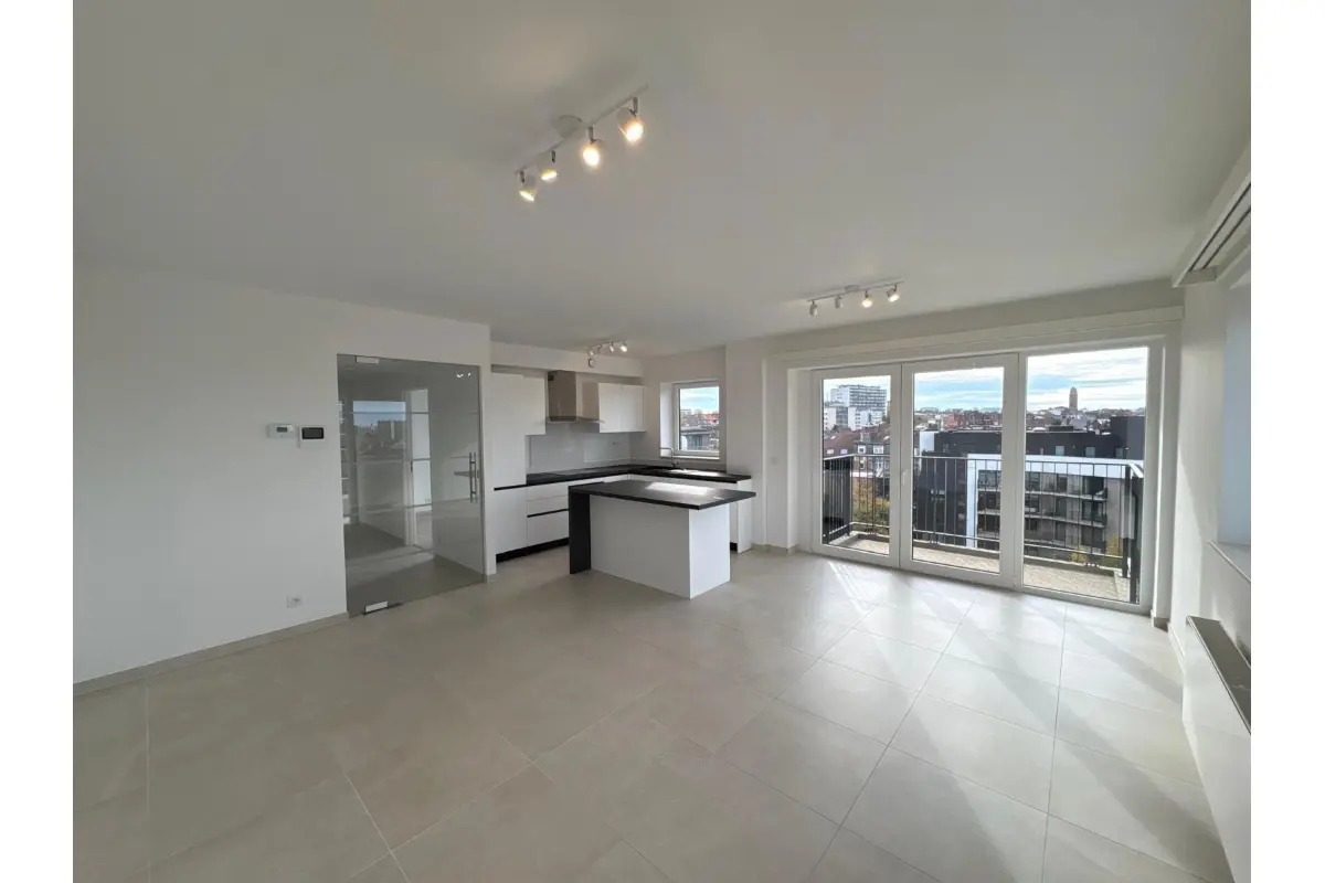 Appartement te  huur in Evere 1140 1300.00€ 2 slaapkamers 85.00m² - Zoekertje 658554